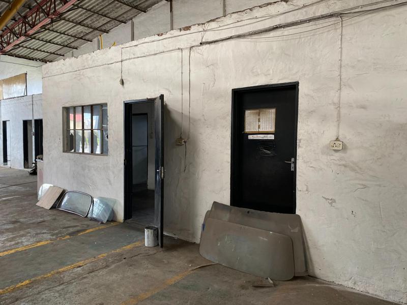 To Let commercial Property for Rent in Neave Industrial Eastern Cape